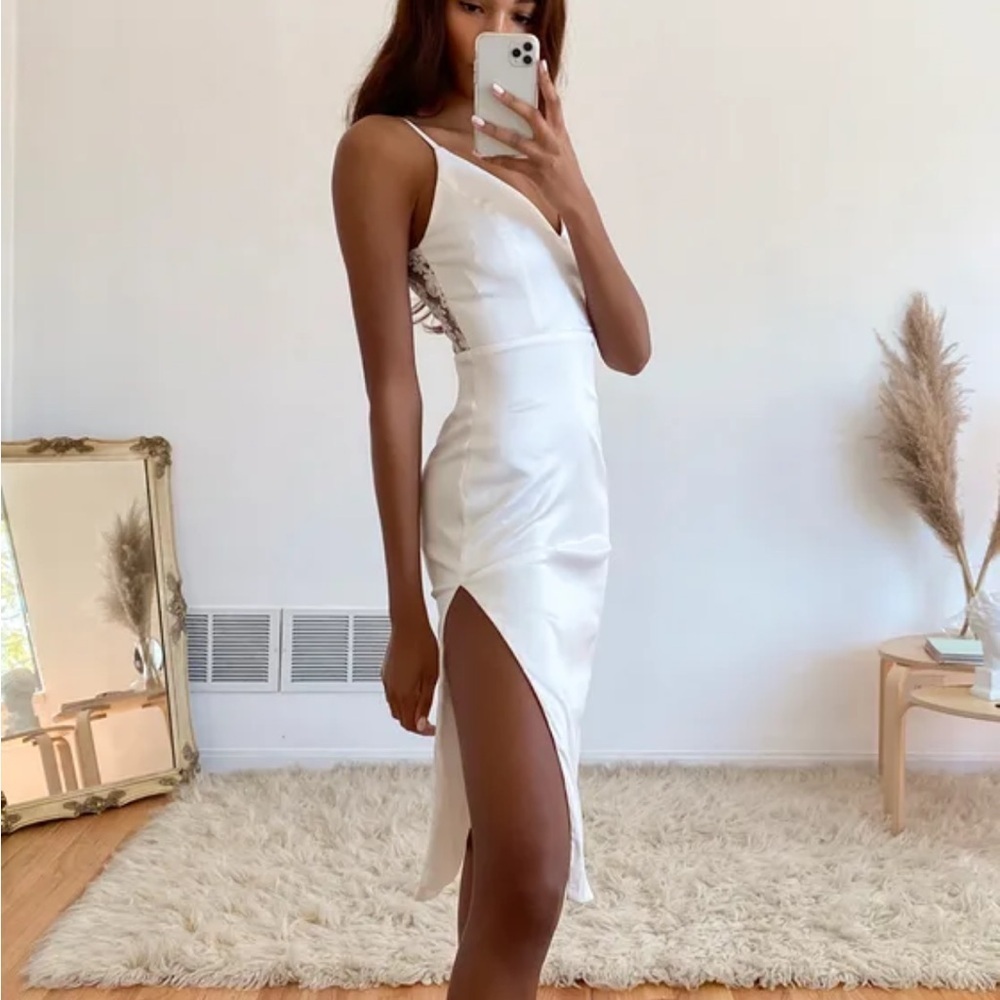 Lulus White Embroidered Bridal Shower Bachelorette Party Lace Dress Size L - Picture 4 of 10